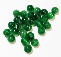 25 8mm Round Green Fiber Optic Cat Eye Beads